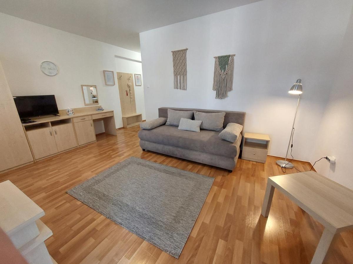 Myrelax Apartment - Hajdúszoboszló Zewnętrze zdjęcie